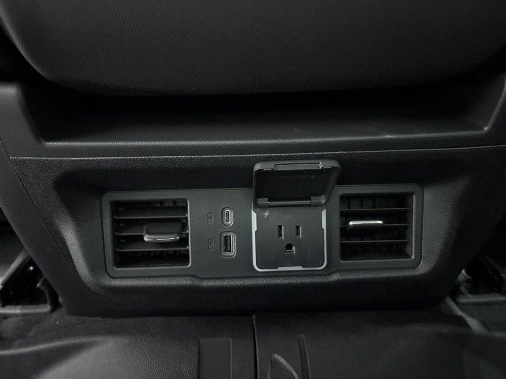 2026 Chevrolet Silverado 1500 RST Crew Cab Short Box 4WD