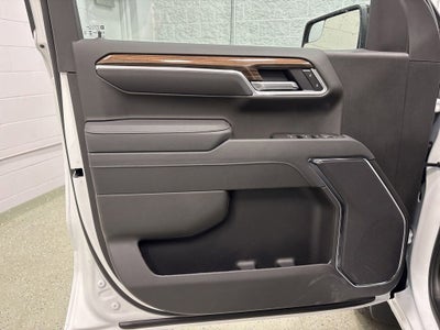 2026 Chevrolet Silverado 1500 RST Crew Cab Short Box 4WD
