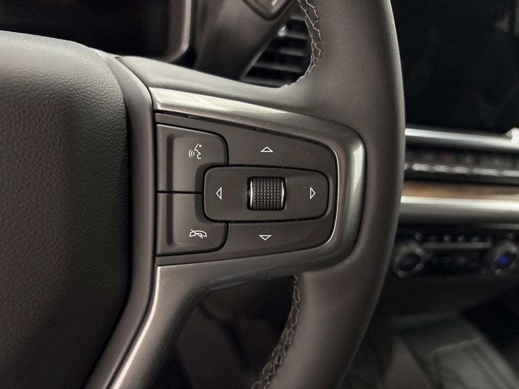 2026 Chevrolet Silverado 1500 RST Crew Cab Short Box 4WD