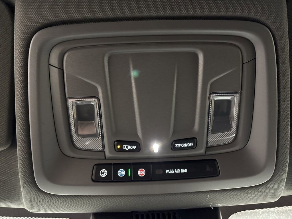 2026 Chevrolet Silverado 1500 RST Crew Cab Short Box 4WD
