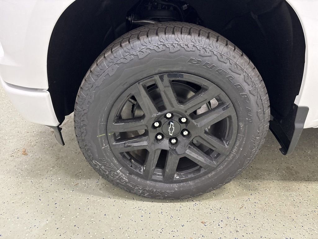 2026 Chevrolet Silverado 1500 RST Crew Cab Short Box 4WD