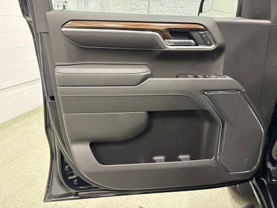 2026 Chevrolet Silverado 1500 RST Crew Cab Short Box 4WD