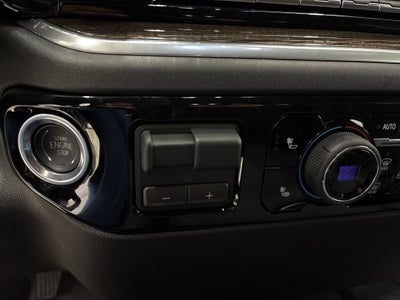 2026 Chevrolet Silverado 1500 RST Crew Cab Short Box 4WD