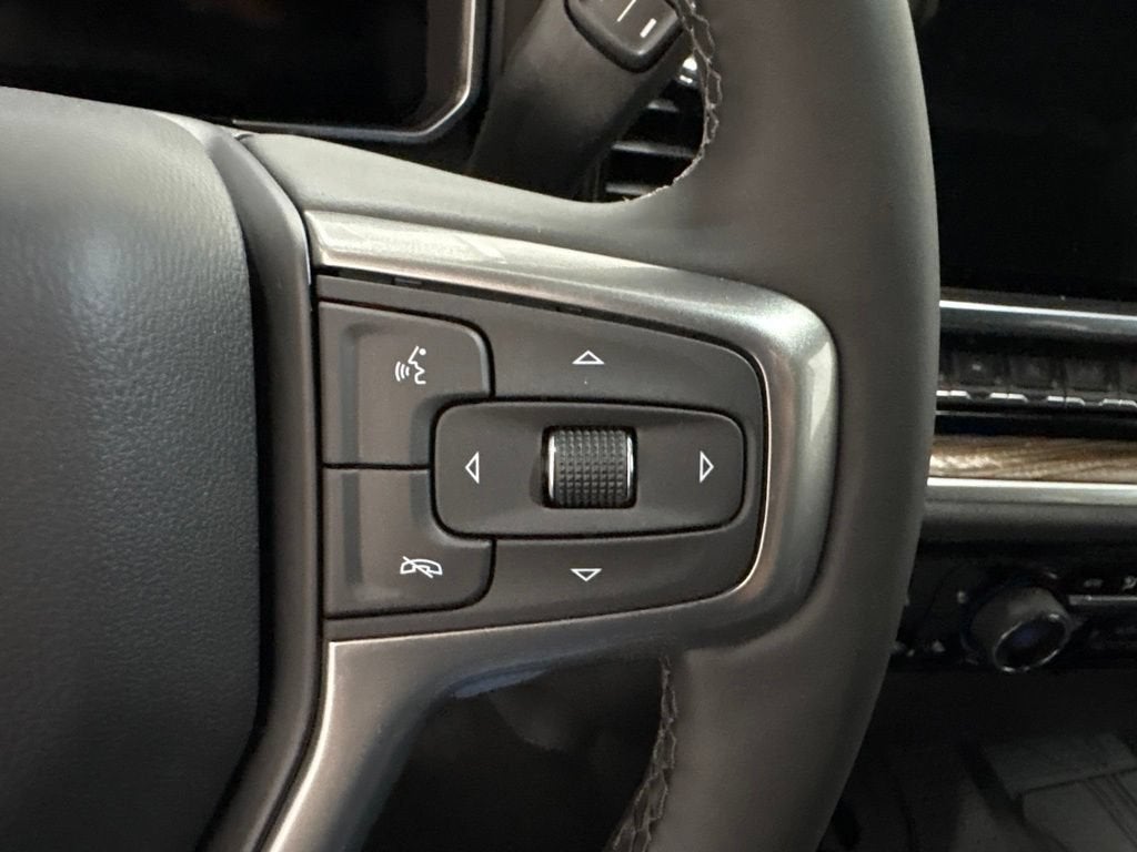 2026 Chevrolet Silverado 1500 RST Crew Cab Short Box 4WD