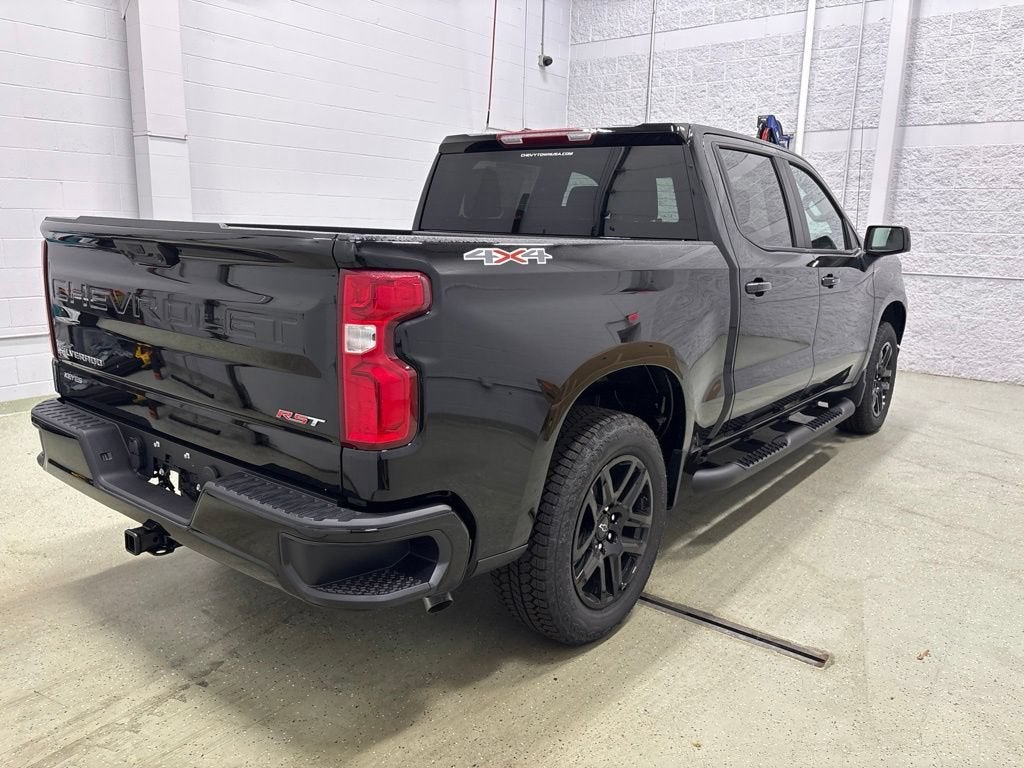 2026 Chevrolet Silverado 1500 RST Crew Cab Short Box 4WD