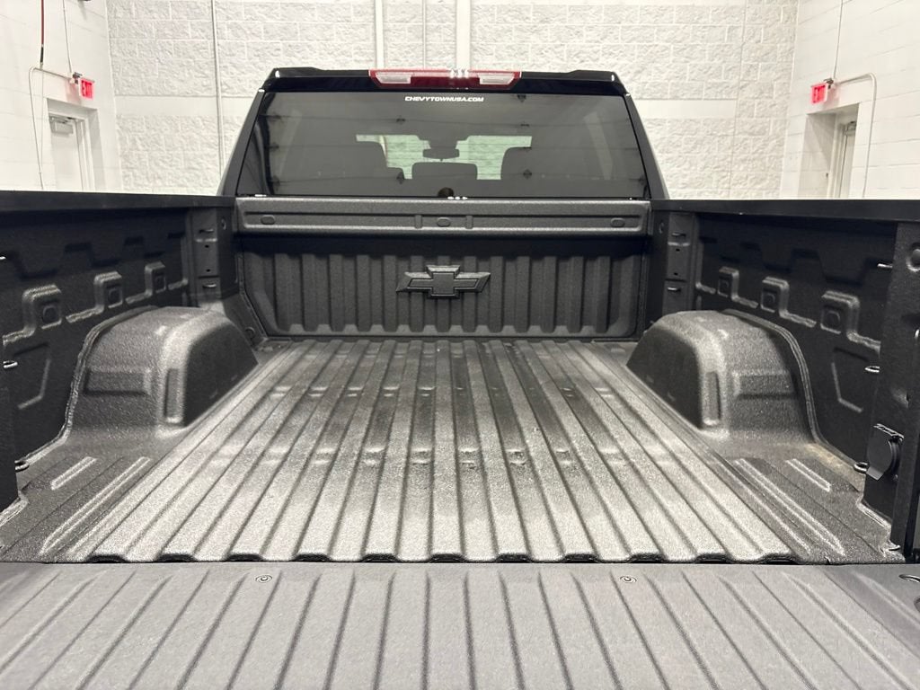 2026 Chevrolet Silverado 1500 RST Crew Cab Short Box 4WD