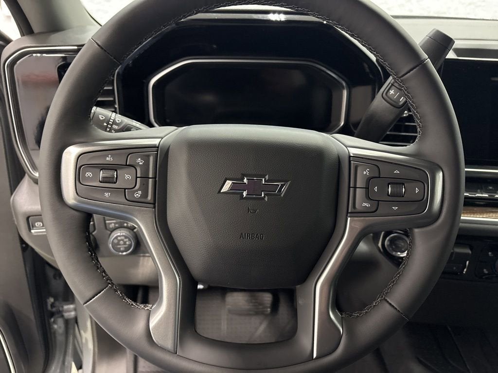 2026 Chevrolet Silverado 1500 RST Crew Cab Short Box 4WD