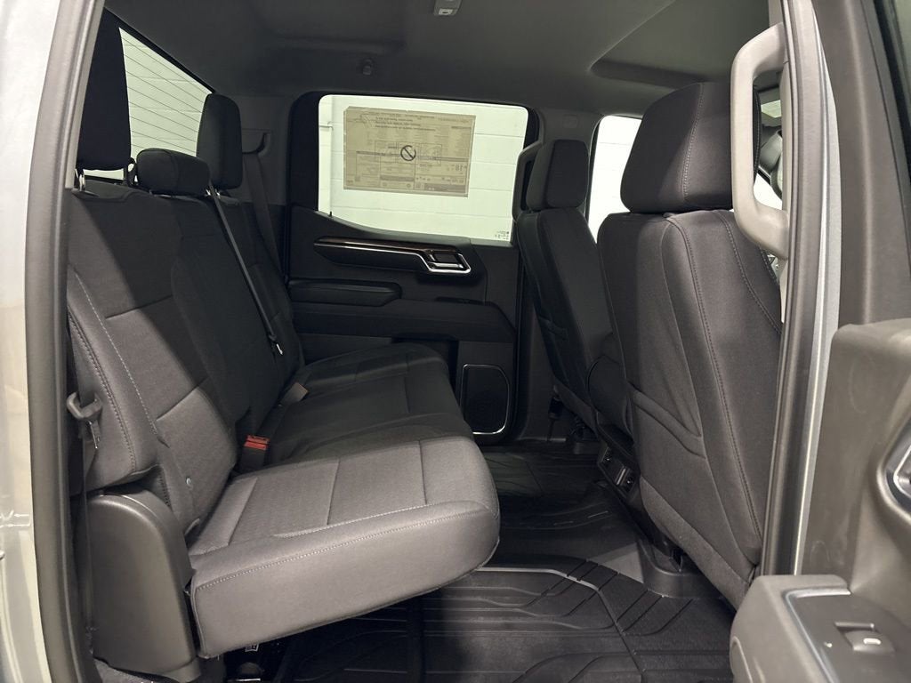 2026 Chevrolet Silverado 1500 RST Crew Cab Short Box 4WD