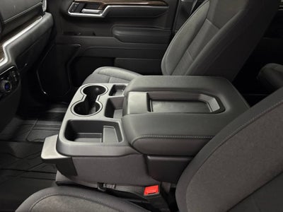 2026 Chevrolet Silverado 1500 RST Crew Cab Short Box 4WD