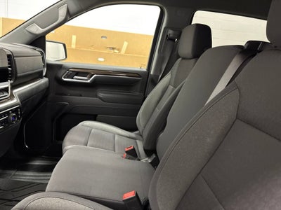 2026 Chevrolet Silverado 1500 RST Crew Cab Short Box 4WD