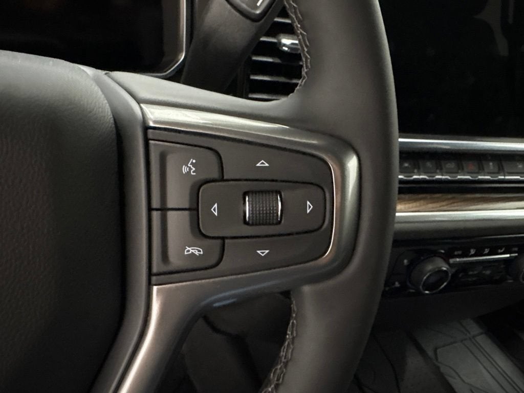 2026 Chevrolet Silverado 1500 RST Crew Cab Short Box 4WD