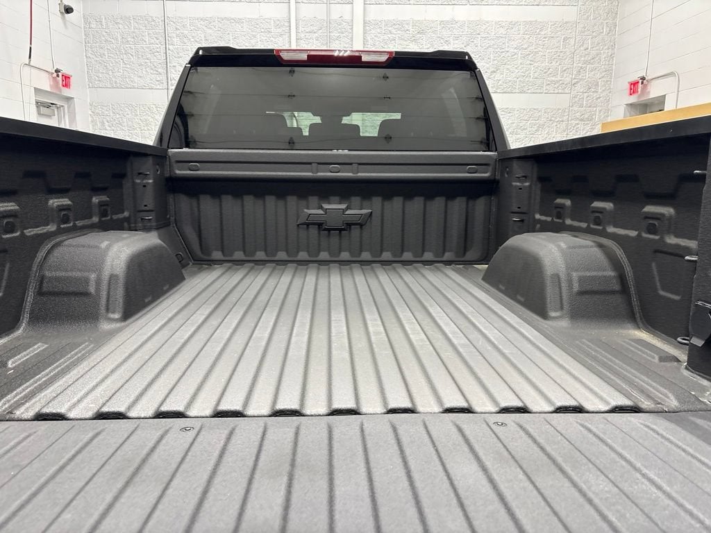 2026 Chevrolet Silverado 1500 RST Crew Cab Short Box 4WD