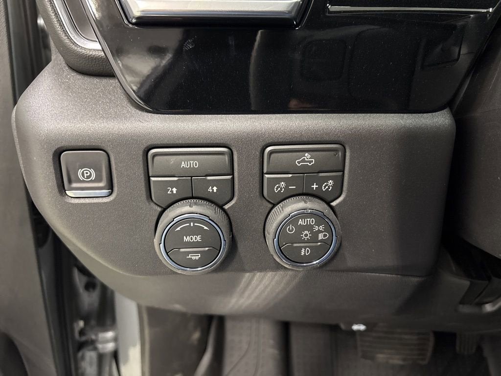 2026 Chevrolet Silverado 1500 RST Crew Cab Short Box 4WD