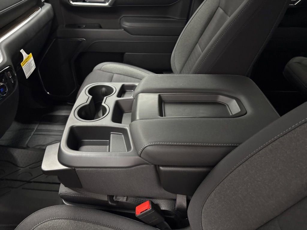 2026 Chevrolet Silverado 1500 RST Crew Cab Short Box 4WD