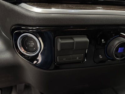 2026 Chevrolet Silverado 1500 RST Crew Cab Short Box 4WD