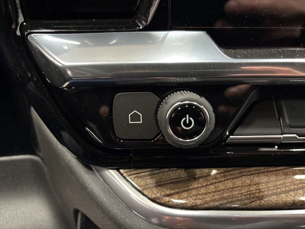 2026 Chevrolet Silverado 1500 RST Crew Cab Short Box 4WD