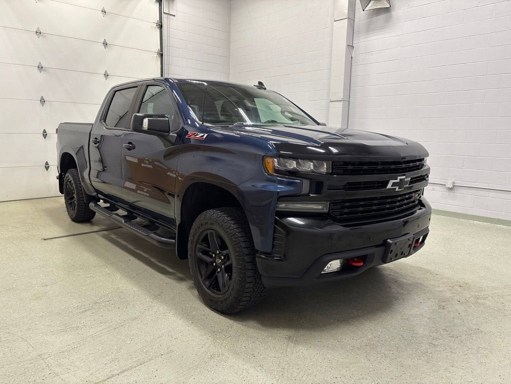 Used 2020 Chevrolet Silverado 1500 LT Trail Boss with VIN 3GCPYFED7LG200198 for sale in Rogers, Minnesota
