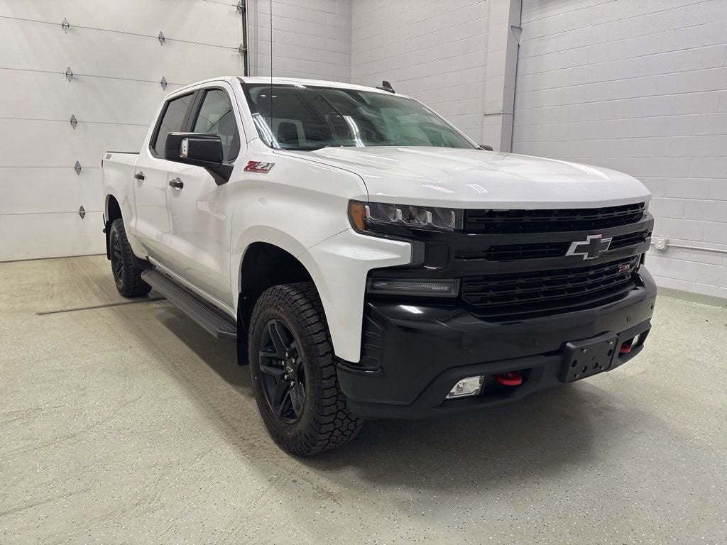 Used 2022 Chevrolet Silverado 1500 Limited LT Trail Boss with VIN 3GCPYFEDXNG172710 for sale in Rogers, Minnesota