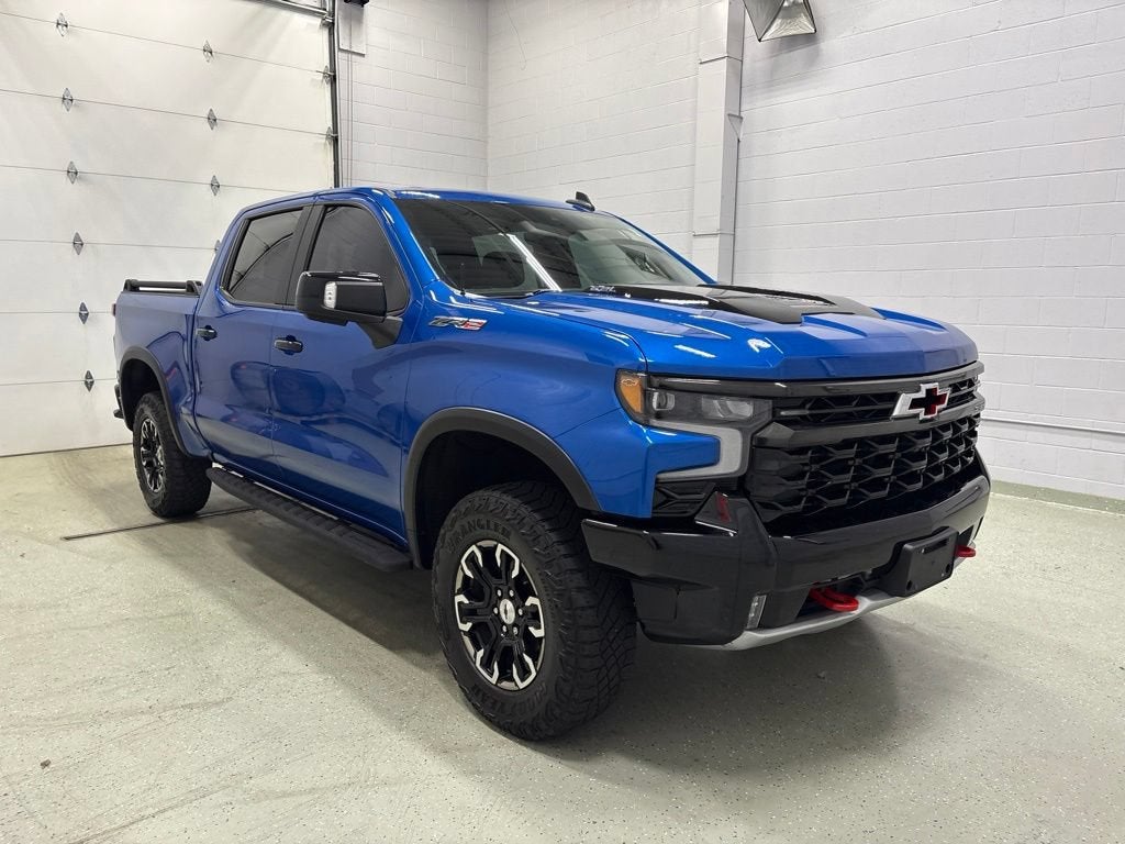 Used 2022 Chevrolet Silverado 1500 ZR2 with VIN 3GCUDHEL1NG580000 for sale in Rogers, Minnesota