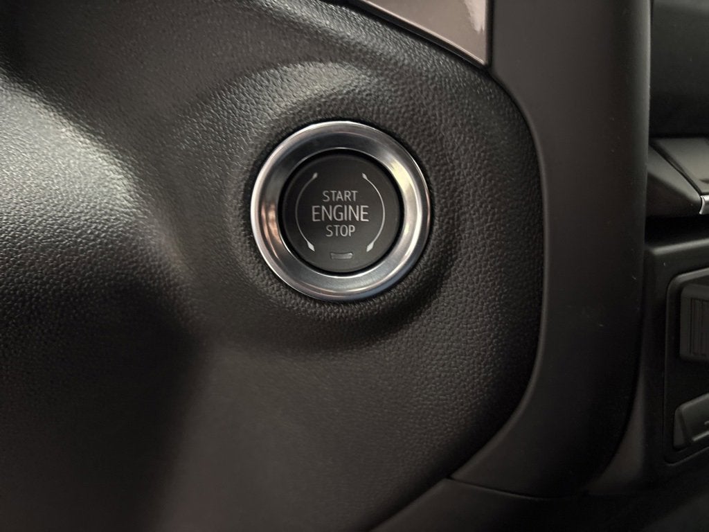 2026 Chevrolet Silverado 1500 Custom Trail Boss Crew Cab Short Box 4WD