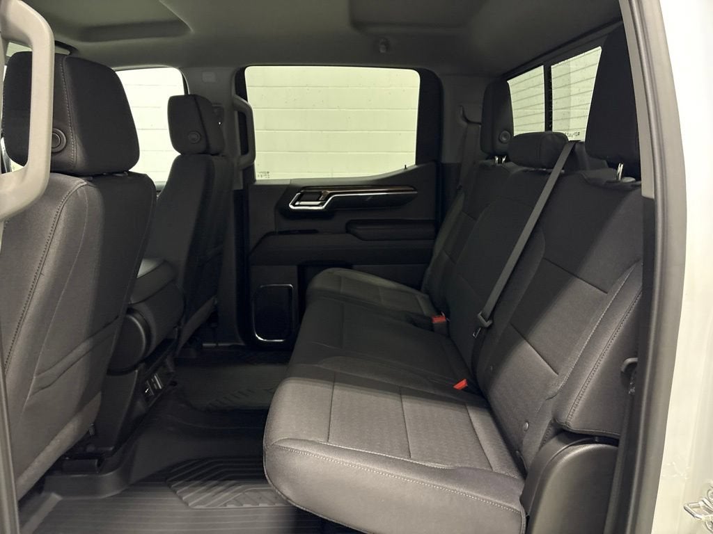 2026 Chevrolet Silverado 1500 LT Crew Cab Short Box 4WD