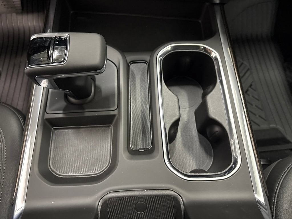 2026 Chevrolet Silverado 1500 RST Crew Cab Short Box 4WD