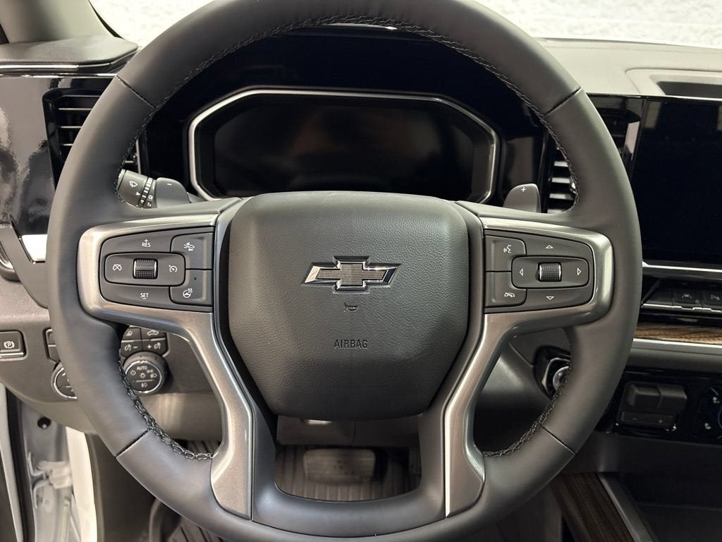 2026 Chevrolet Silverado 1500 RST Crew Cab Short Box 4WD