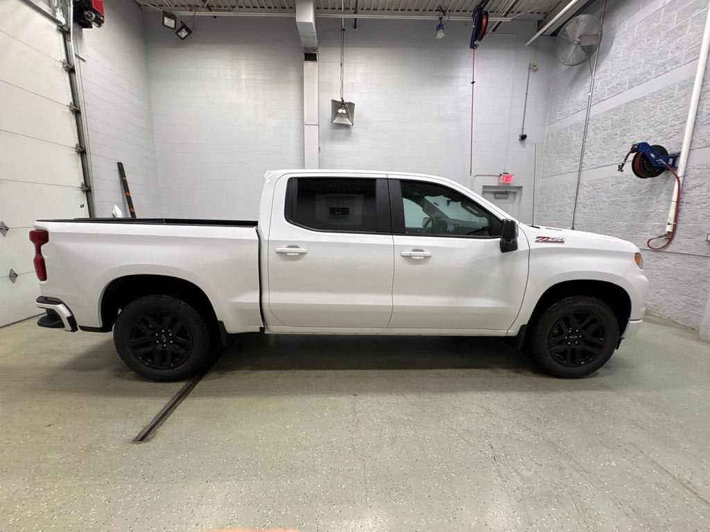 2026 Chevrolet Silverado 1500 RST Crew Cab Short Box 4WD
