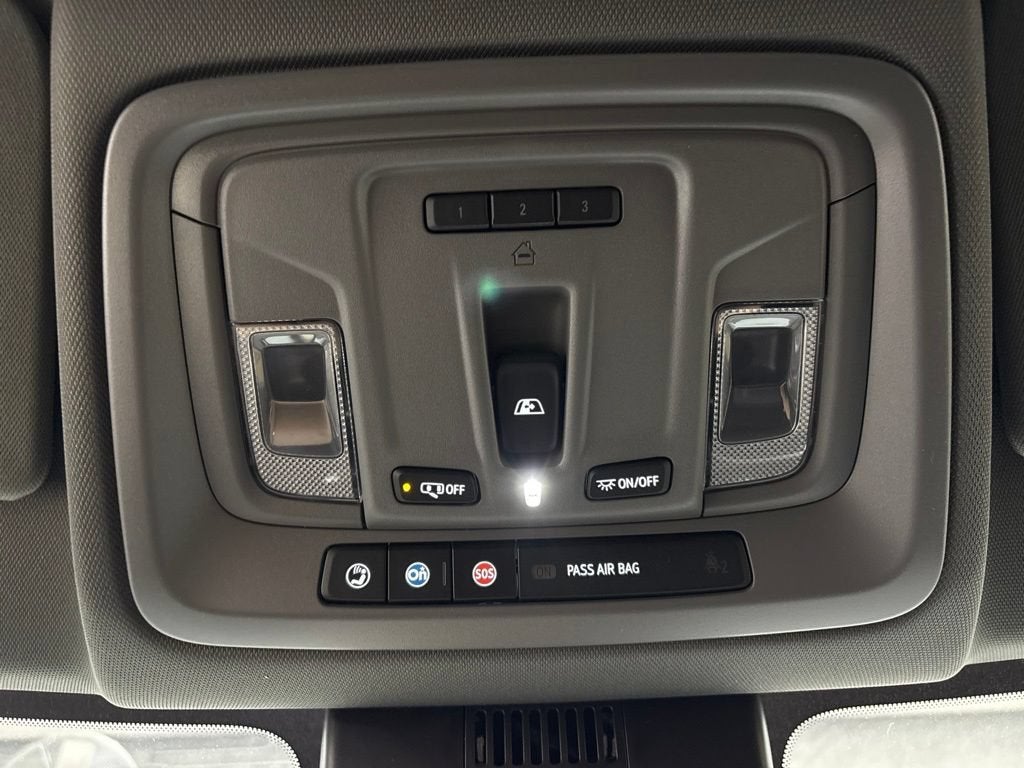 2026 Chevrolet Silverado 1500 RST Crew Cab Short Box 4WD