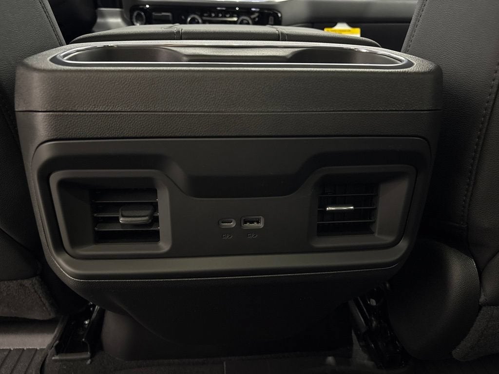 2026 Chevrolet Silverado 1500 RST Crew Cab Short Box 4WD