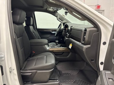 2026 Chevrolet Silverado 1500 RST Crew Cab Short Box 4WD