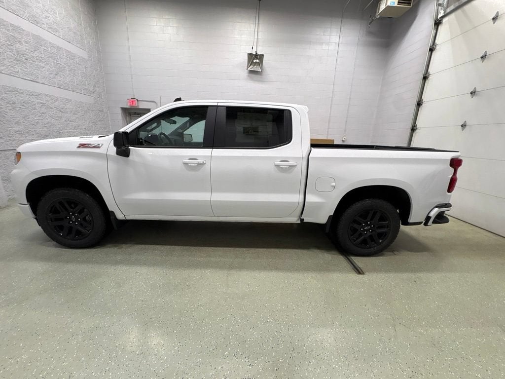 2026 Chevrolet Silverado 1500 RST Crew Cab Short Box 4WD