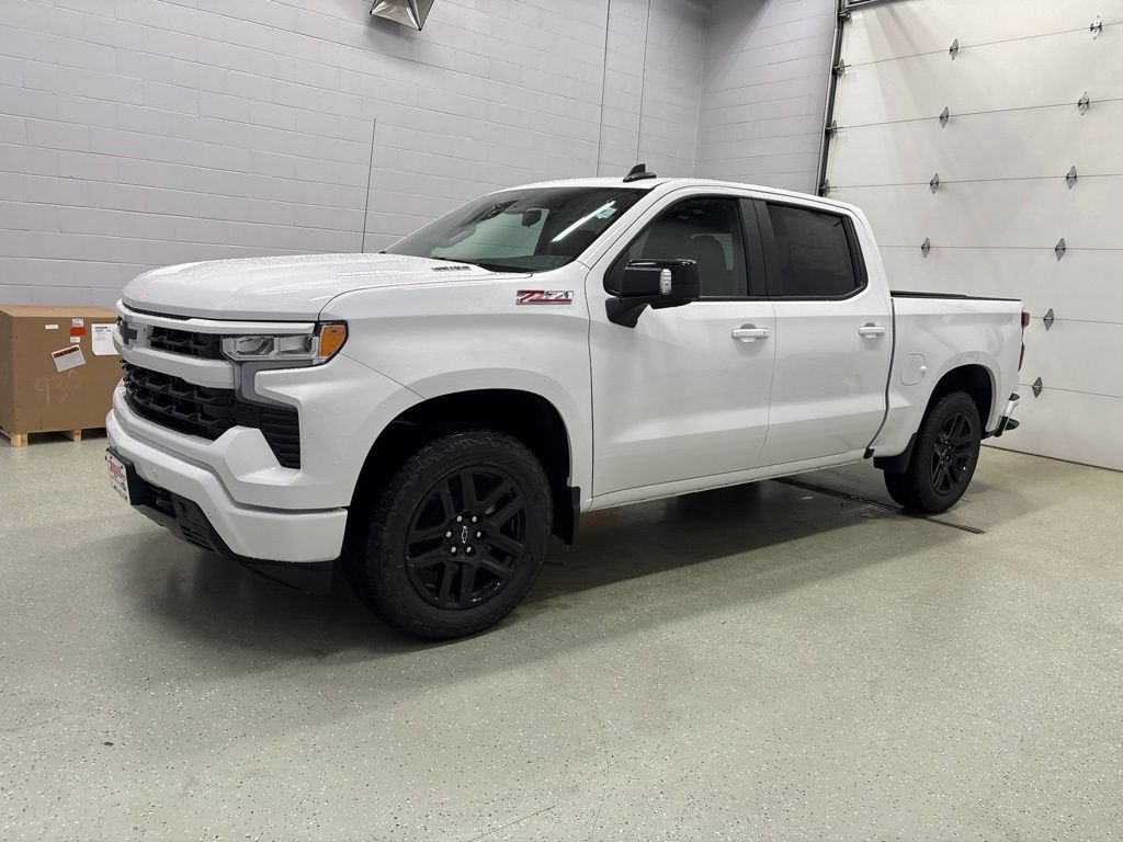 2026 Chevrolet Silverado 1500 RST Crew Cab Short Box 4WD