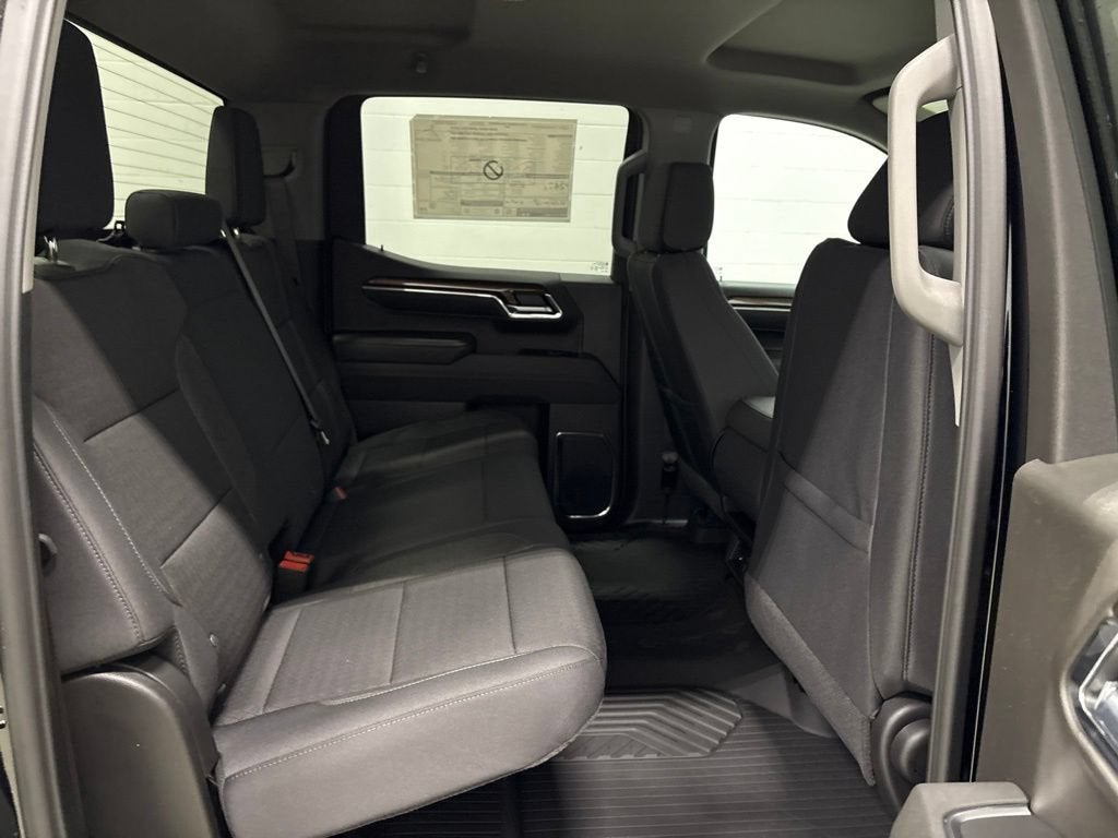 2026 Chevrolet Silverado 1500 RST Crew Cab Short Box 4WD