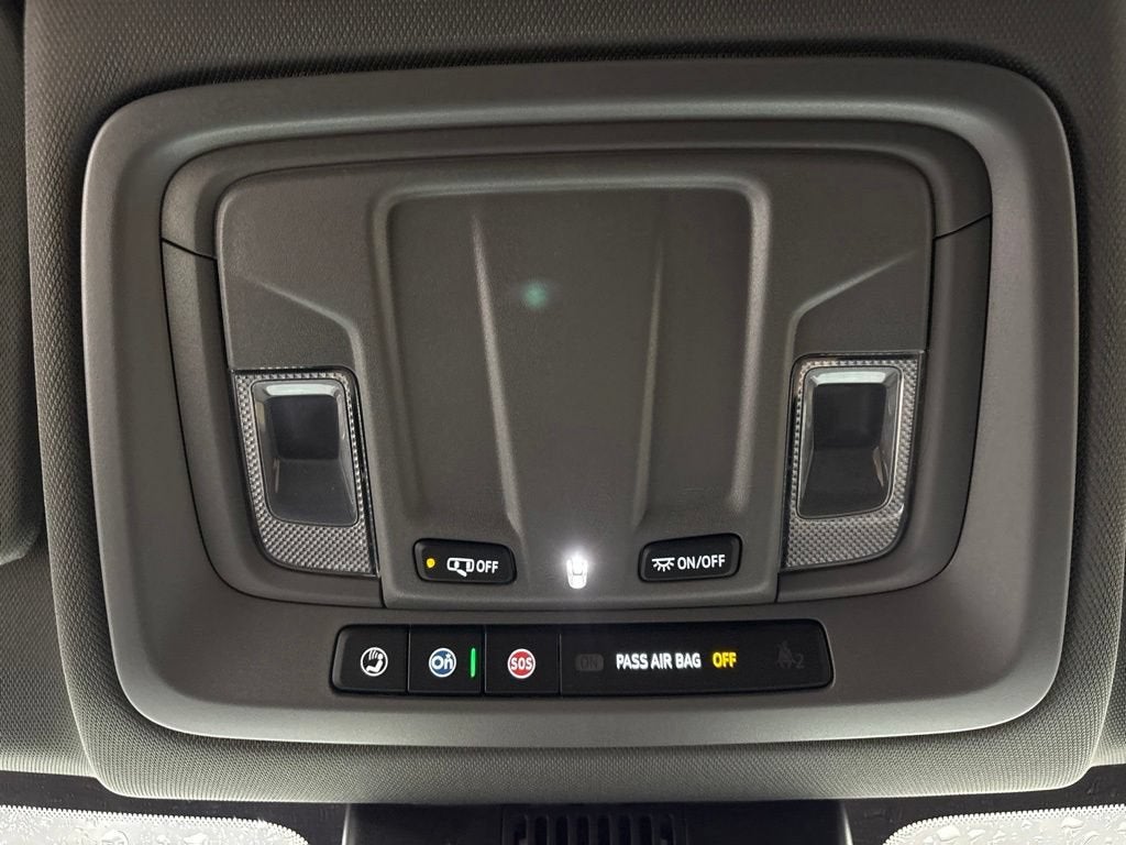 2026 Chevrolet Silverado 1500 RST Crew Cab Short Box 4WD
