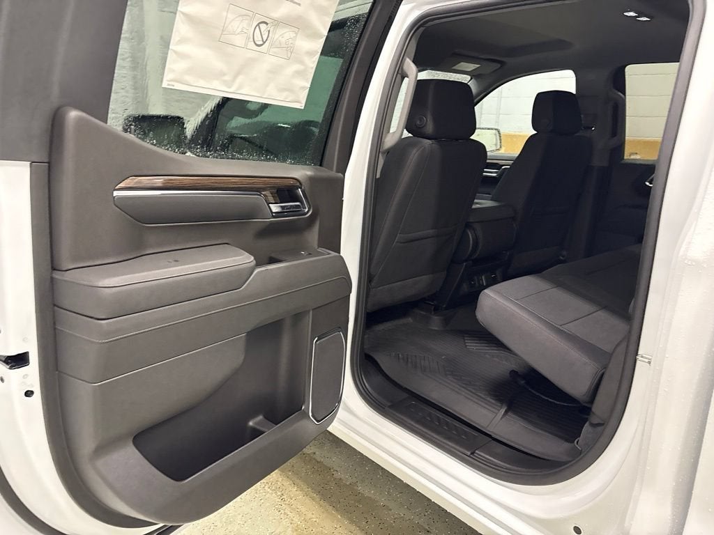 2026 Chevrolet Silverado 1500 RST Crew Cab Short Box 4WD