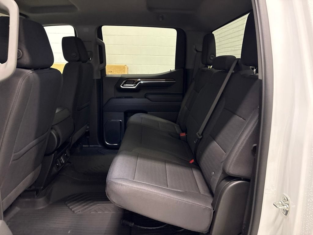 2026 Chevrolet Silverado 1500 RST Crew Cab Short Box 4WD