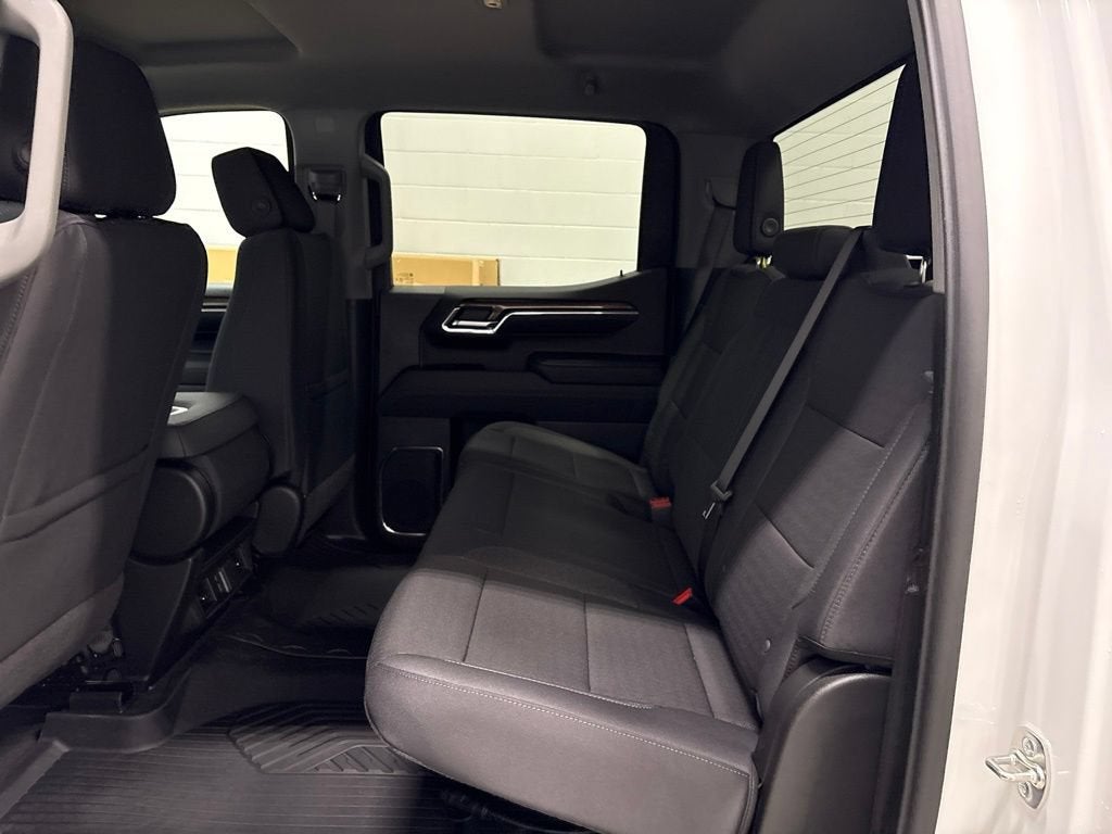 2026 Chevrolet Silverado 1500 RST Crew Cab Short Box 4WD