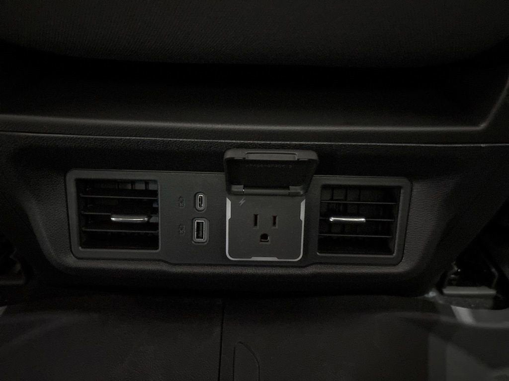 2026 Chevrolet Silverado 1500 RST Crew Cab Short Box 4WD