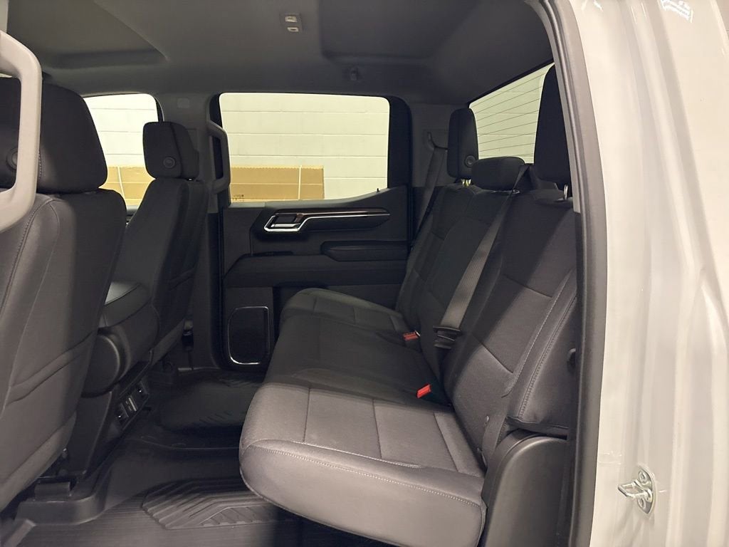 2026 Chevrolet Silverado 1500 RST Crew Cab Standard Box 4WD