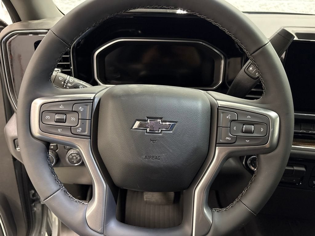 2026 Chevrolet Silverado 1500 RST Crew Cab Short Box 4WD