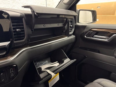 2026 Chevrolet Silverado 1500 RST Crew Cab Short Box 4WD
