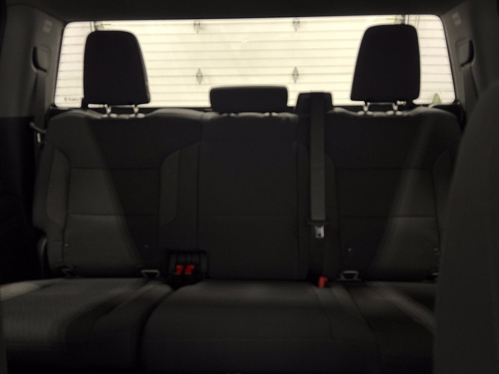2026 Chevrolet Silverado 1500 RST Crew Cab Short Box 4WD
