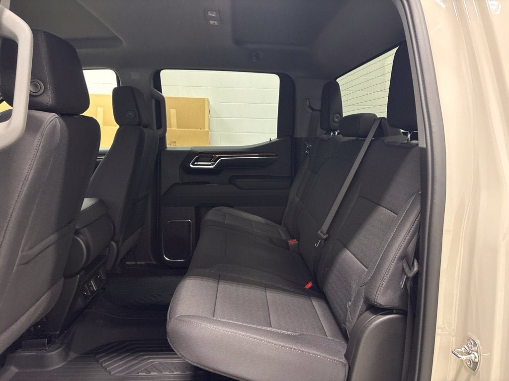 2026 Chevrolet Silverado 1500 RST Crew Cab Short Box 4WD