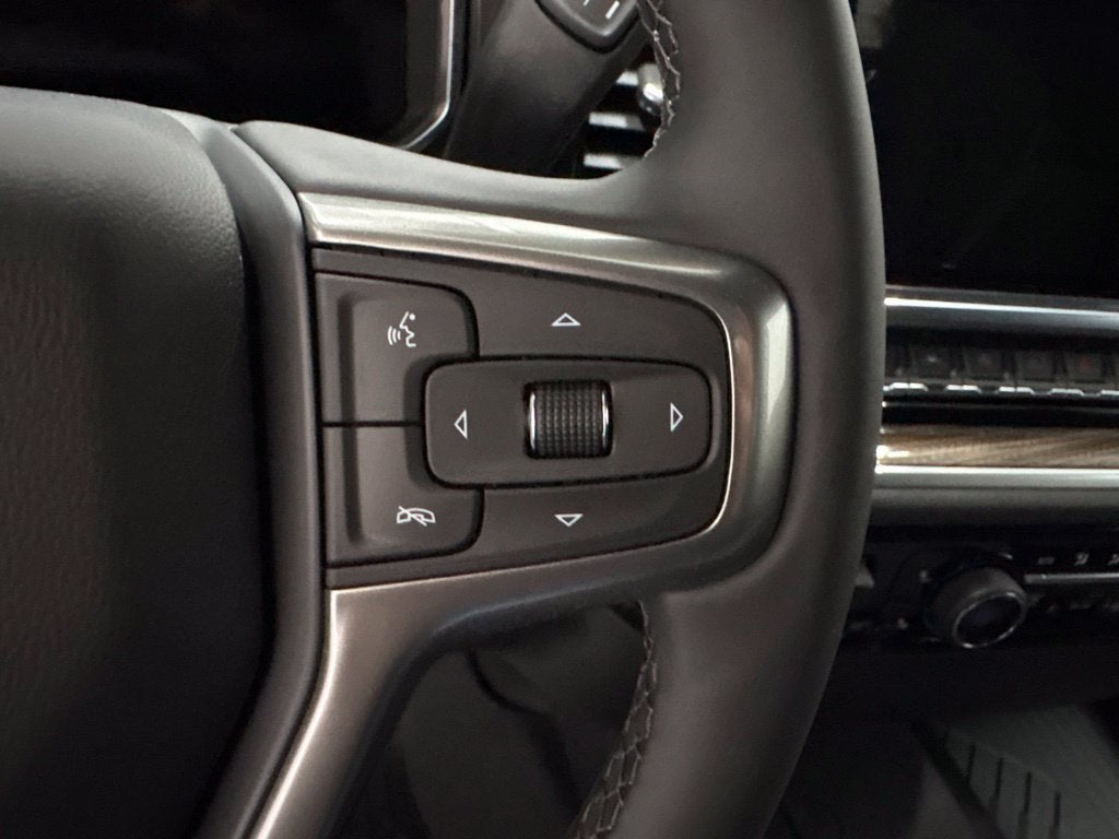 2026 Chevrolet Silverado 1500 RST Crew Cab Short Box 4WD
