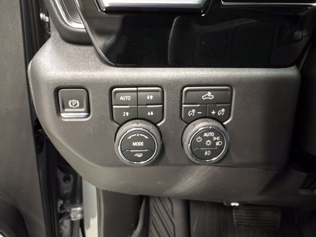 2026 Chevrolet Silverado 1500 RST Crew Cab Short Box 4WD