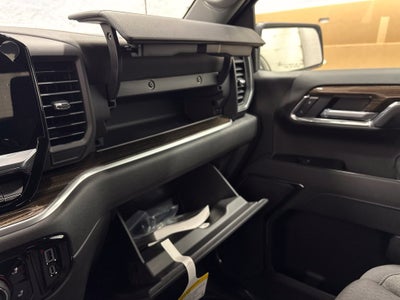2026 Chevrolet Silverado 1500 RST Crew Cab Short Box 4WD