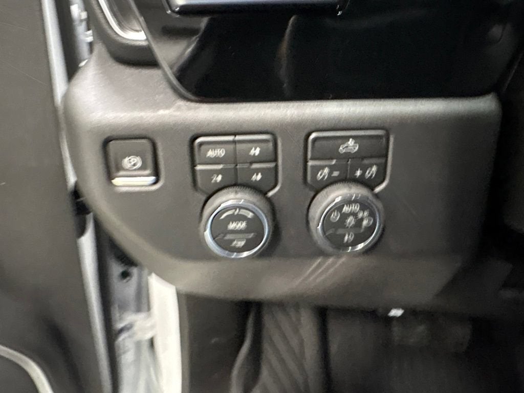 2026 Chevrolet Silverado 1500 RST Crew Cab Short Box 4WD