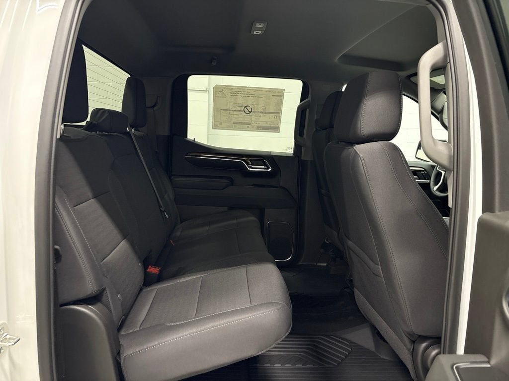 2026 Chevrolet Silverado 1500 RST Crew Cab Short Box 4WD