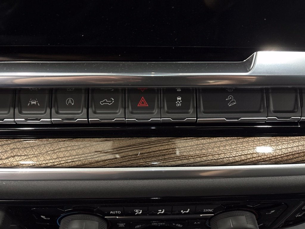 2026 Chevrolet Silverado 1500 RST Crew Cab Short Box 4WD